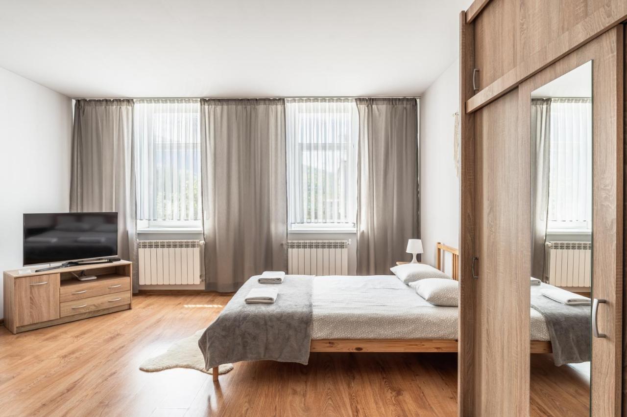 זקופאנה Apartamenty Interdom מראה חיצוני תמונה